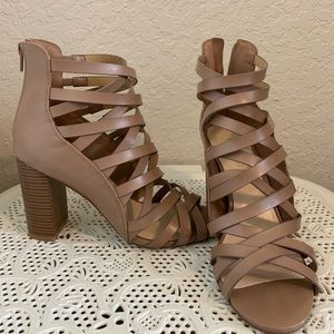 NINE WEST Block Heel